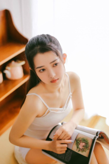 一边吃胸一边揉下面的